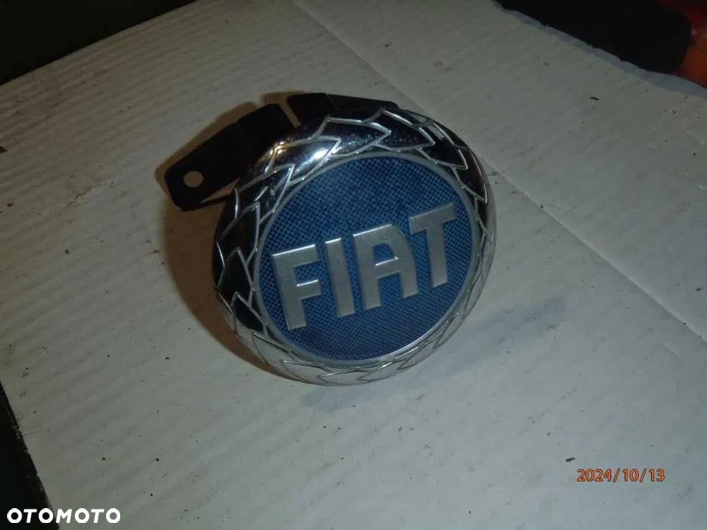 logo emblemat znaczek zaślepka zamek tylnej klapy fiat seicento 600 - 1