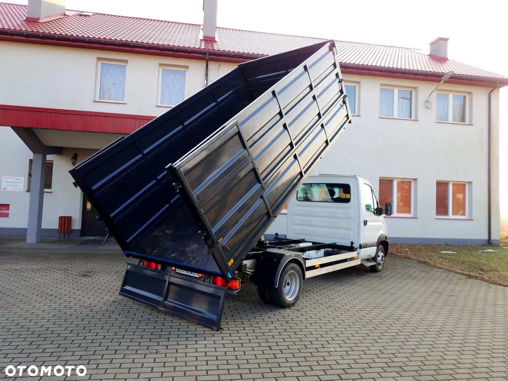 Iveco Daily * Wywrotka UDŹWIG 8TON * Komunalna * NADSTAWKI * KONTENER * PODWÓJNE BURTY * KIPPER NA KAŻDE AUTO * Wywrot 3 stronna * NOWA ZABUDOWA 35c 50c 60c 65c 70c * PRODUCENT * - 1