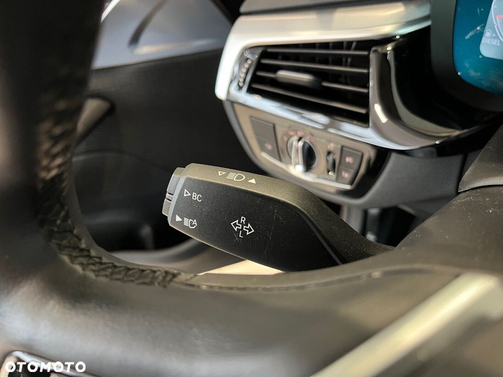 BMW Seria 5 - 24