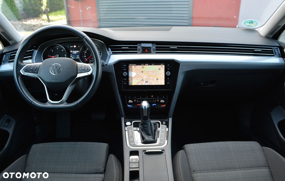 Volkswagen Passat 2.0 TDI SCR DSG Business - 20