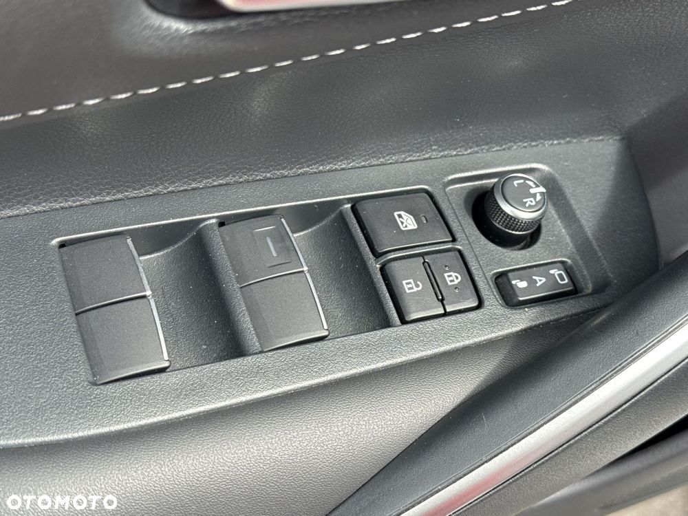 Toyota Corolla - 21
