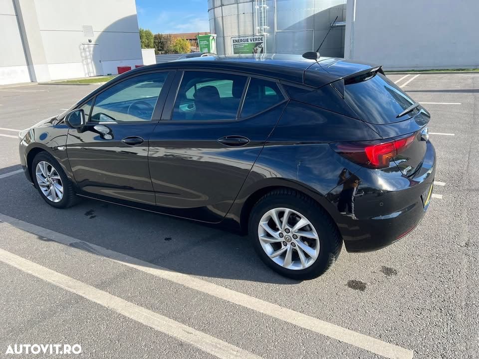 Opel Astra 1.2 Turbo Business Edition - 4