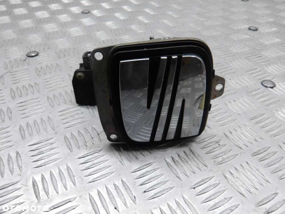 SEAT IBIZA III 02-05 HB 3D 1.9TDI KLAMKA EMBLEMAT KLAPY BAGAŻNIKA - 1
