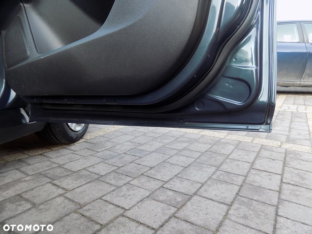 Ford Focus 1.6 Edition - 28