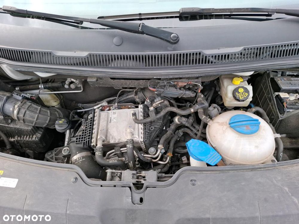 Volkswagen Transporter - 18