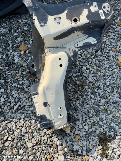 Ćwiartka prawa przód słupek próg Iveco Daily 2014r- - 3
