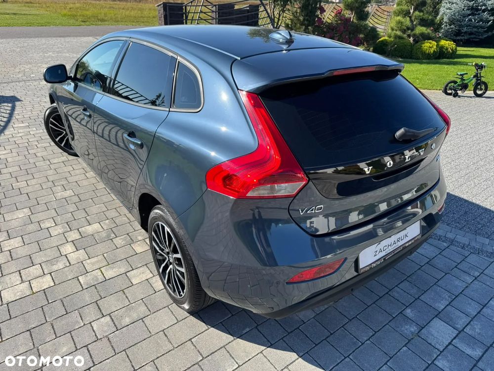 Volvo V40 - 14