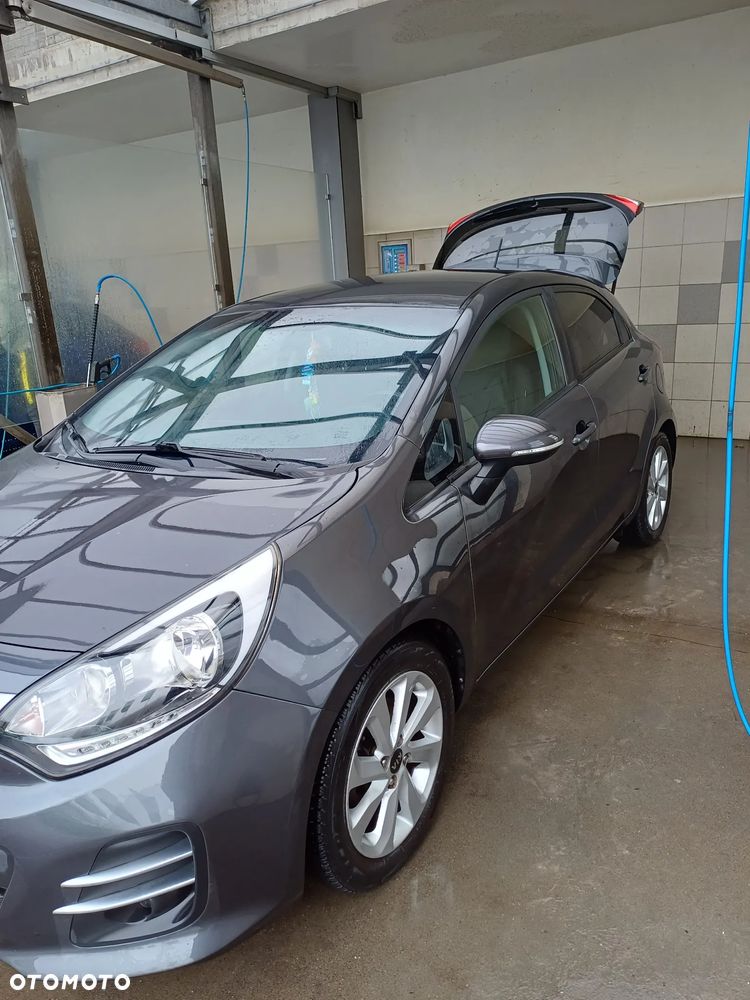 Kia Rio 1.4 crdi Business Line - 7