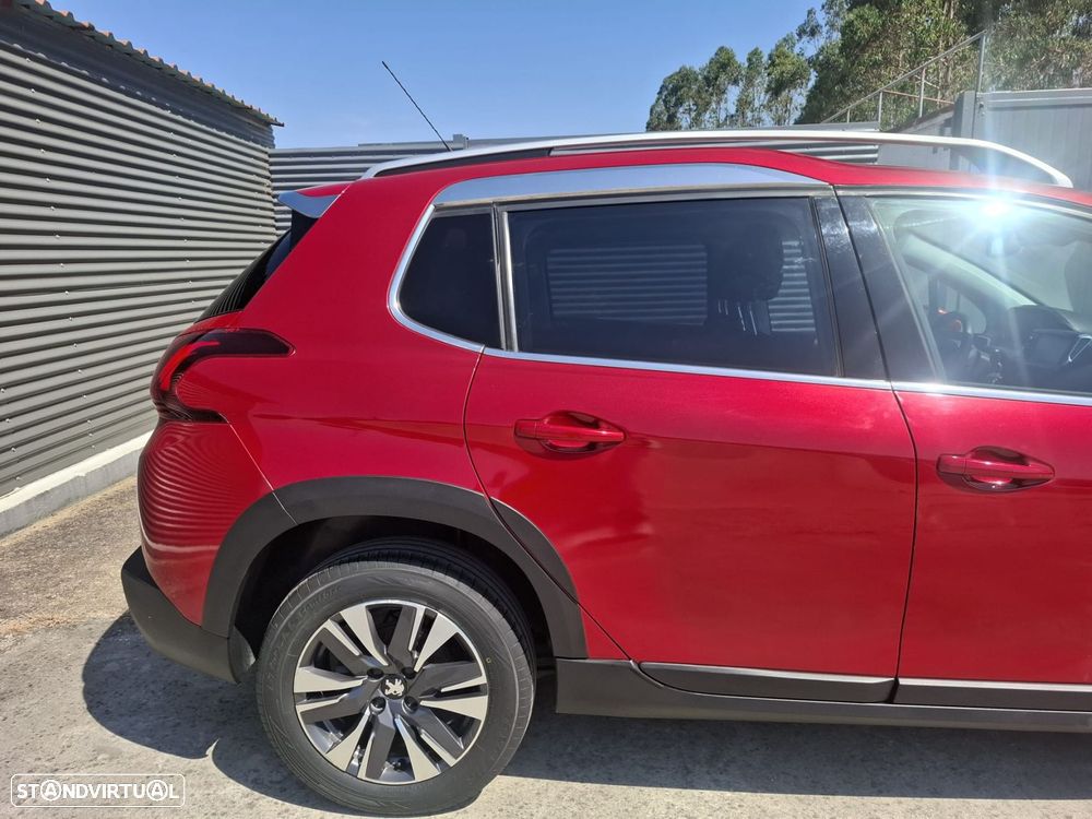 Peugeot 2008 1.6 BlueHDi Allure - 8