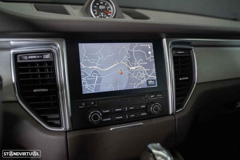 Porsche Macan S - 31