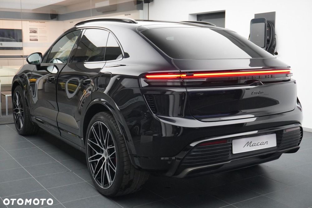 Porsche Macan - 13