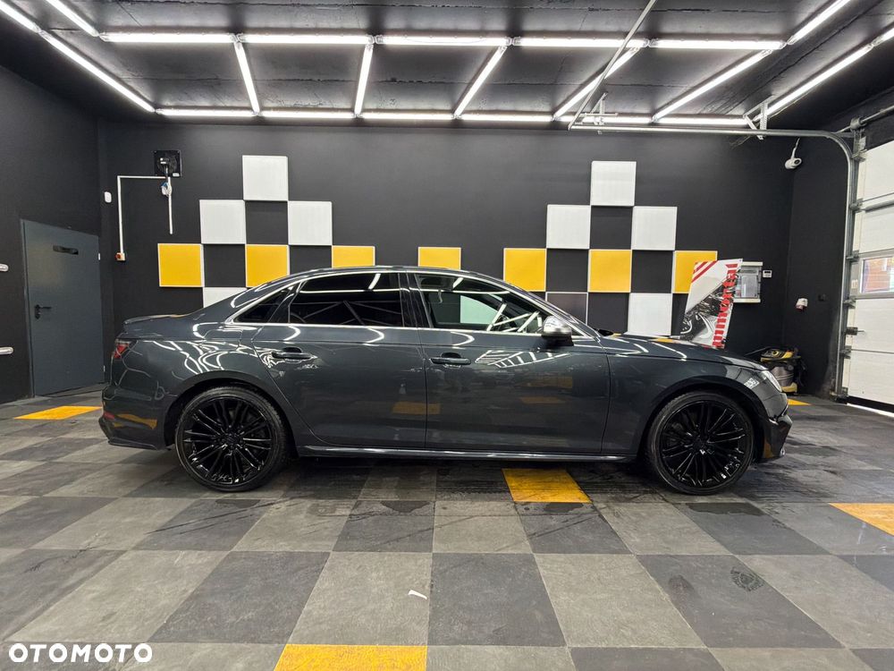 Audi A4 Limousine - 2