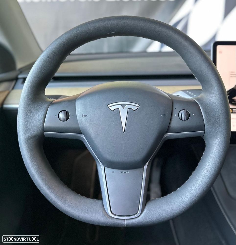 Tesla Model Y Tração Traseira - 15