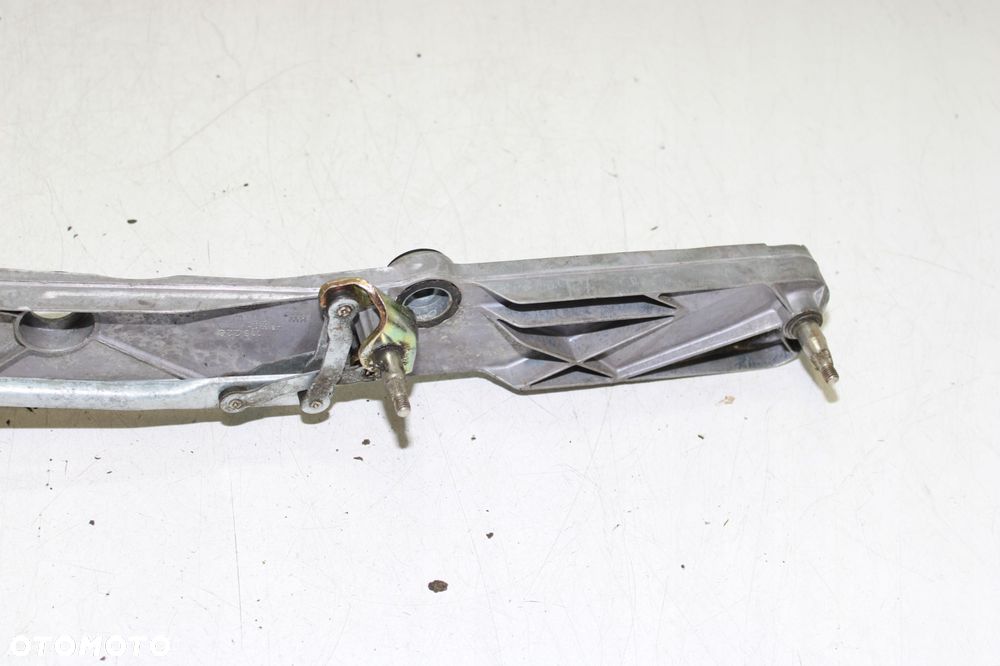 MECHANIZM WYCIERACZEK BMW E39 97R 8358020 - 3