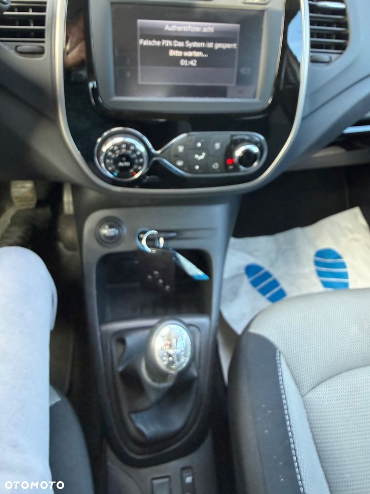 Renault Captur - 17