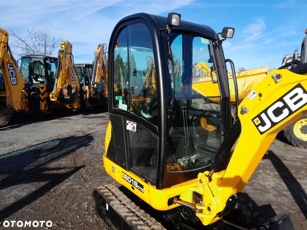 JCB 8018 - 9