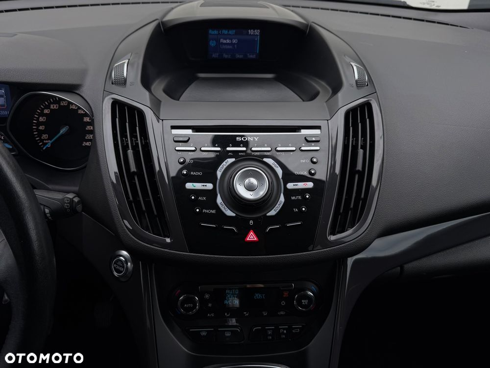 Ford Kuga 2.0 TDCi 2x4 Titanium - 19