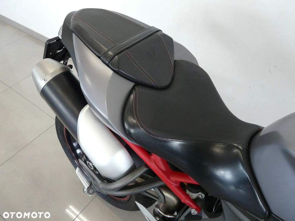 Triumph Speed Triple - 11