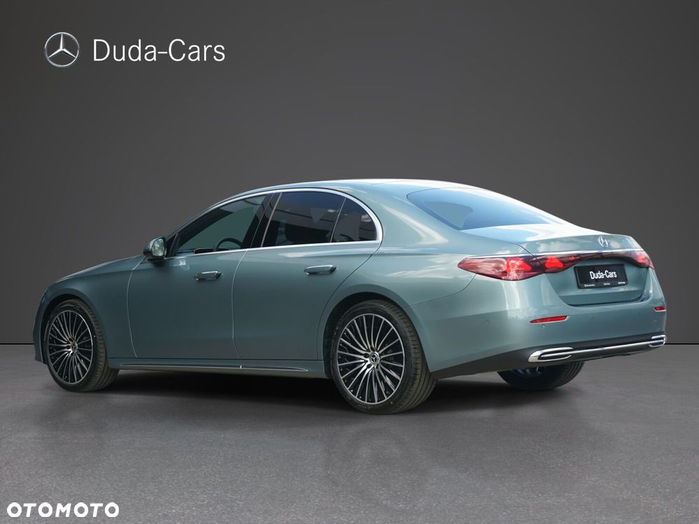 Mercedes-Benz Klasa E 220 d mHEV 4-Matic Exclusive 9G-Tronic - 4