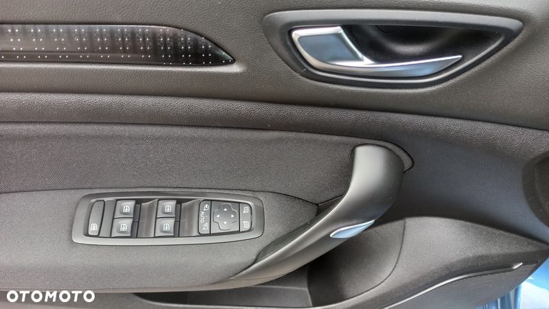 Renault Megane ENERGY TCe 100 PLAY - 28