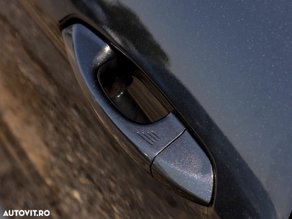 Ford Mustang - 14