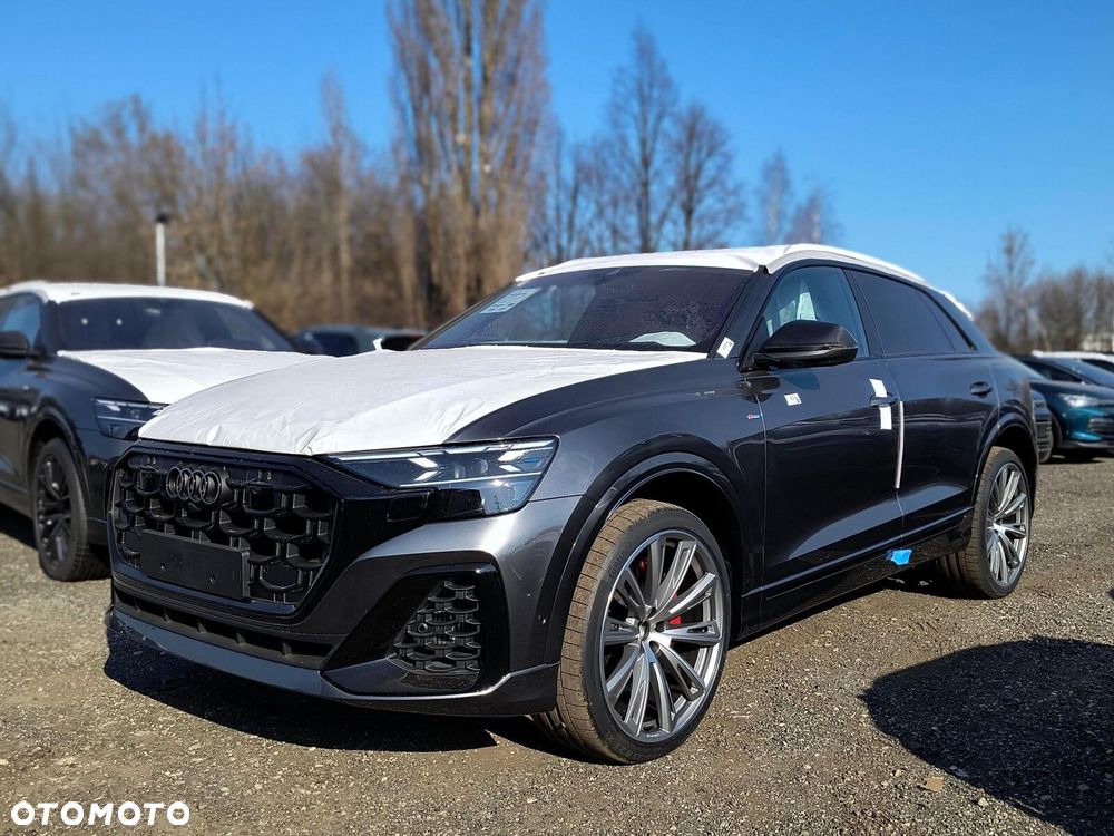 Audi Q8 - 1