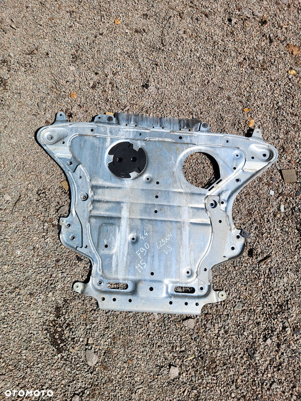 Osłona Pod Silnik Dolna bmw m5 f90 G30 4.4 v8 600km 625km