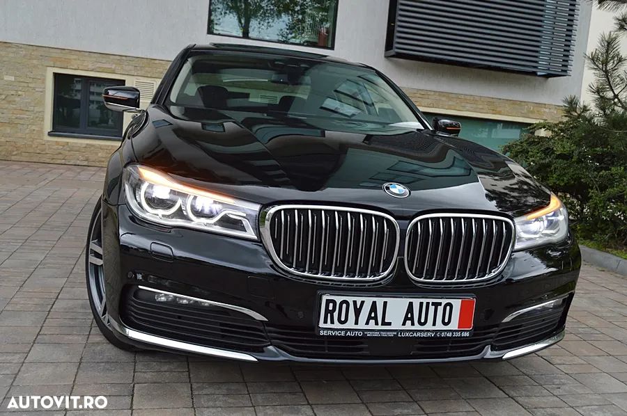 BMW Seria 7 - 12