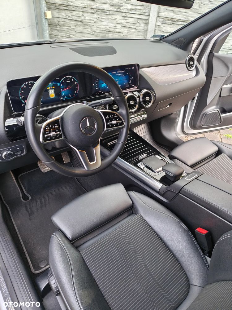 Mercedes-Benz Klasa B 180 Progressive 7G-DCT - 20
