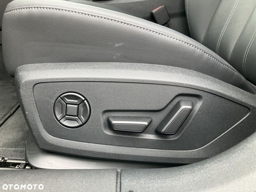 Audi A6 Avant TFSI S tronic - 12