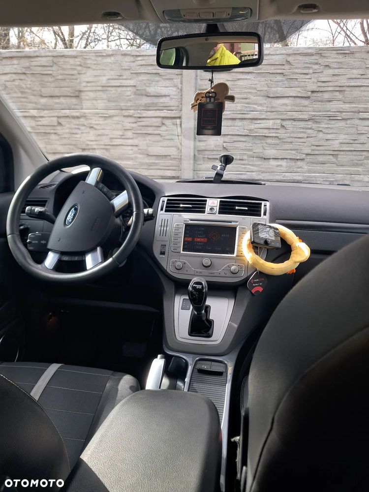 Ford Kuga 2.0 TDCi 4x4 Titanium - 13