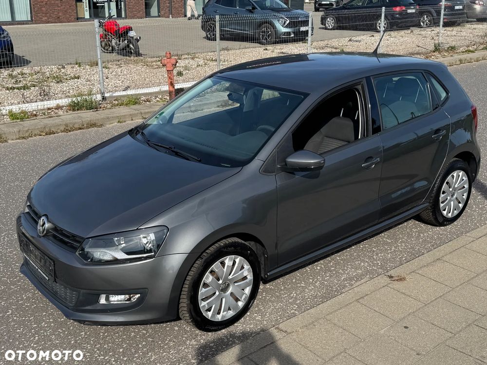 Volkswagen Polo 1.4 MATCH - 17