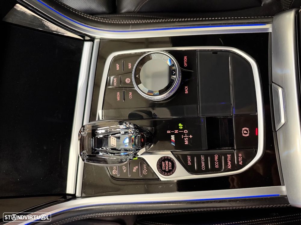 BMW M850i xDrive - 17