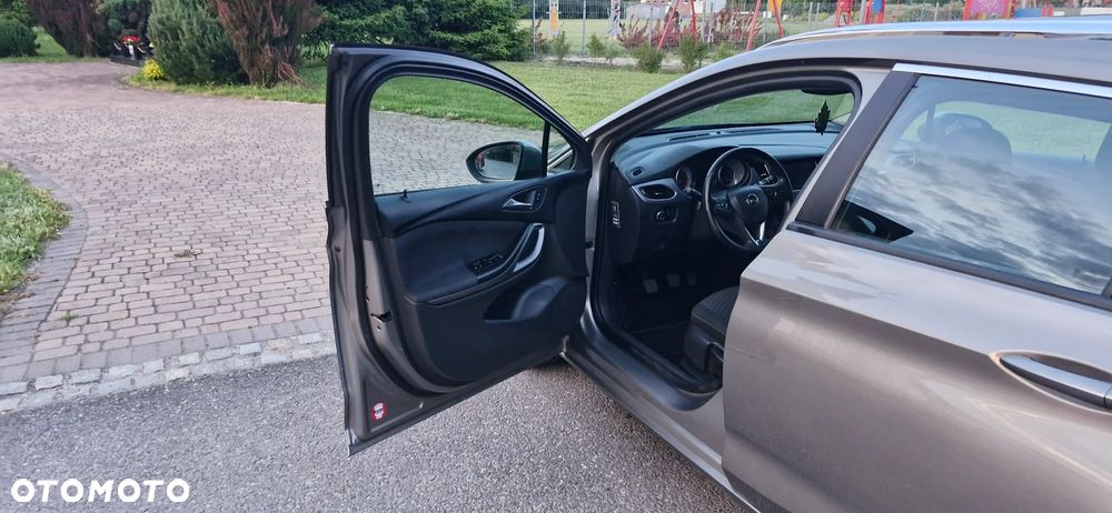 Opel Astra 1.4 Turbo Dynamic - 28
