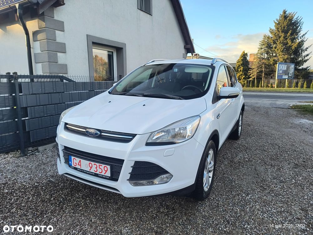 Ford Kuga 1.6 EcoBoost 2x4 Trend - 4