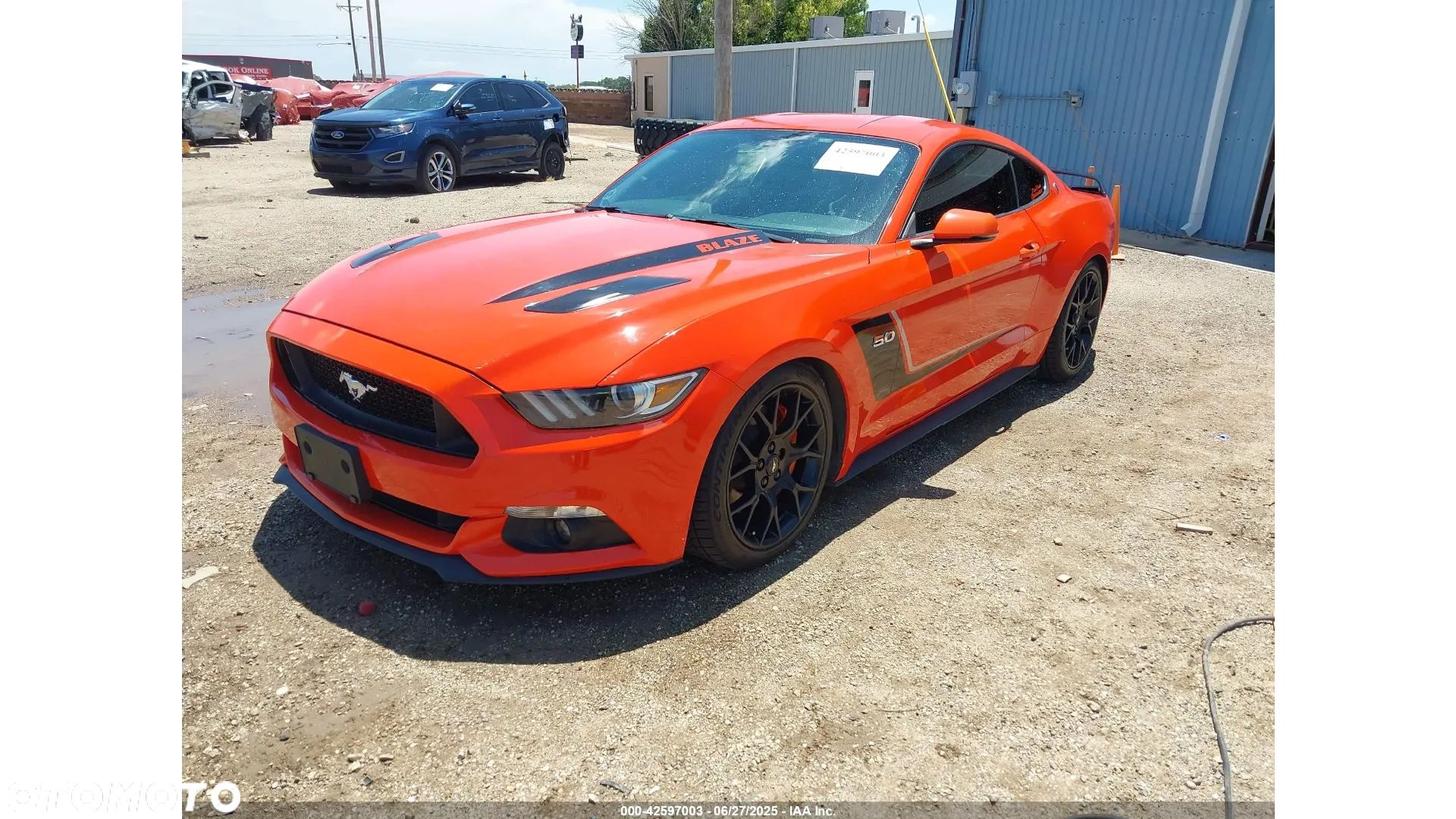 Ford Mustang - 1