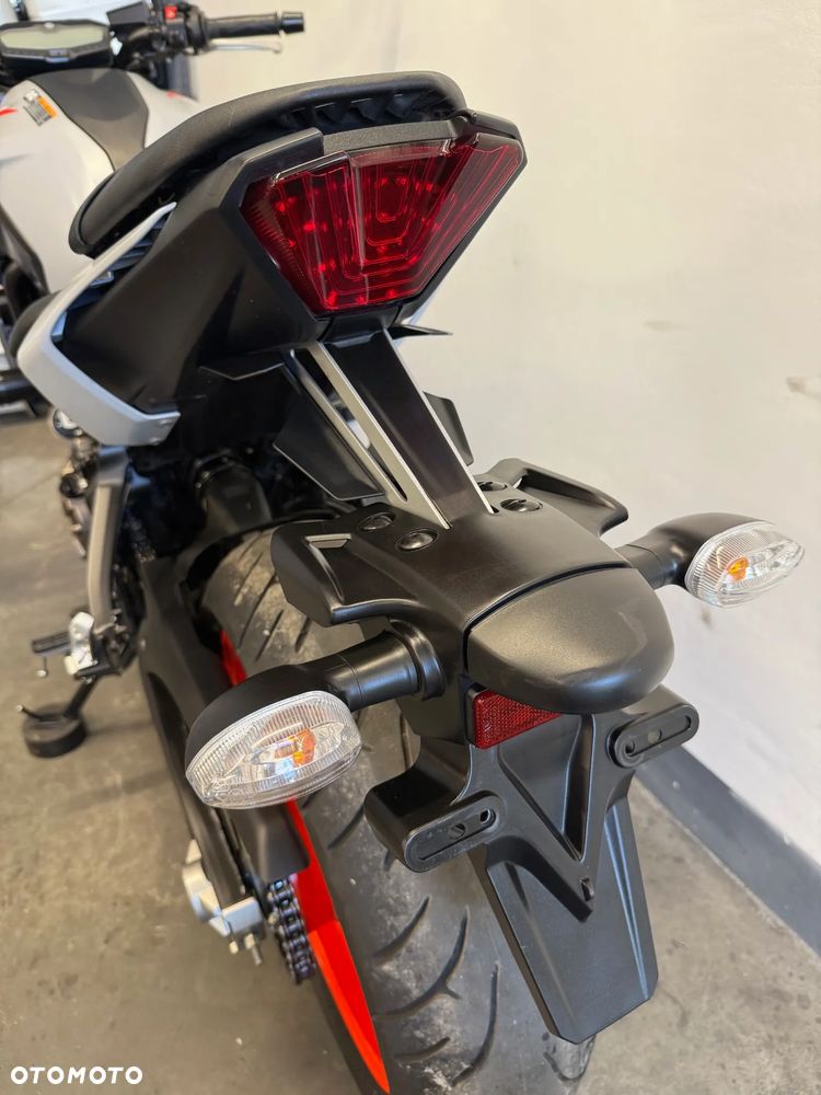 Yamaha MT - 31