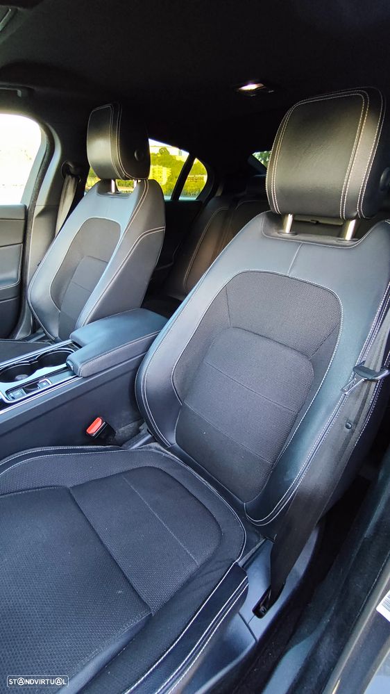 Jaguar XE 2.0 D R-Sport Aut. - 11