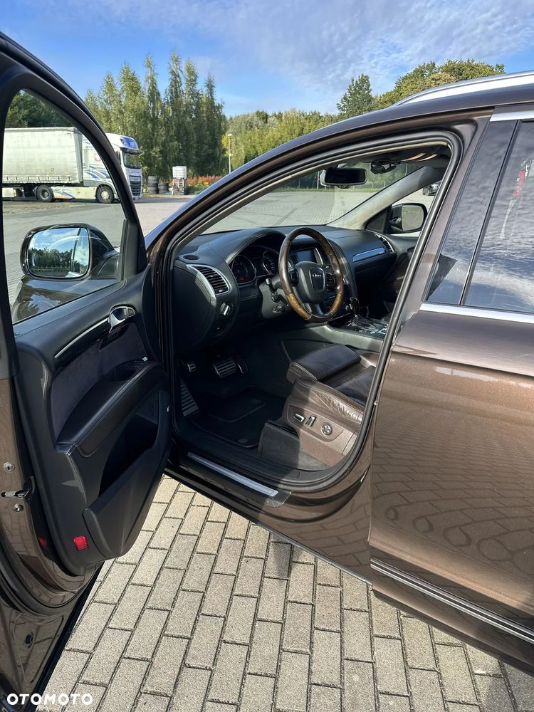 Audi Q7 - 10