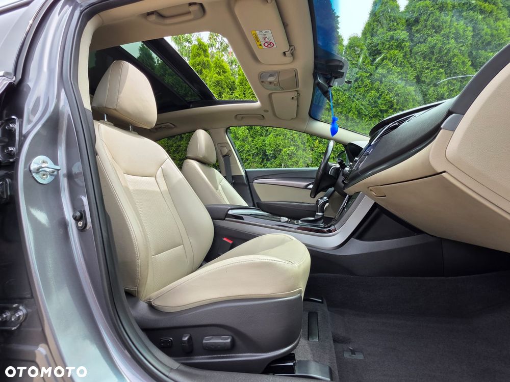 Hyundai i40 1.6 CRDi Premium DCT - 11