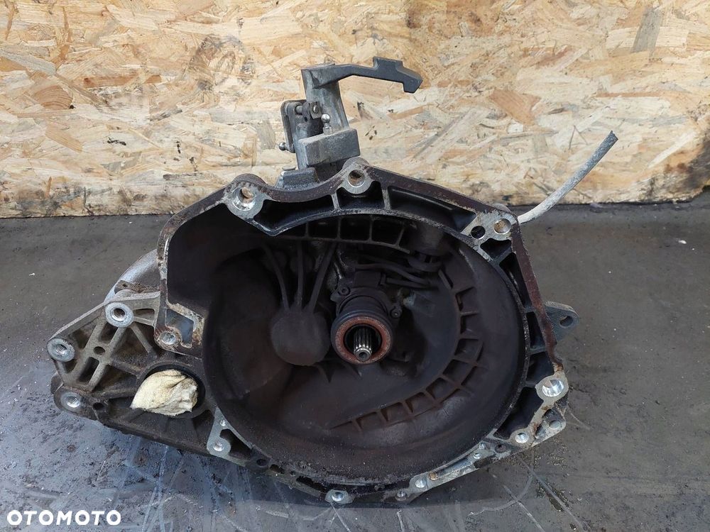 SKRZYNIA BIEGÓW  OPEL VECTRA C 1.8 16V F17W394 - 1