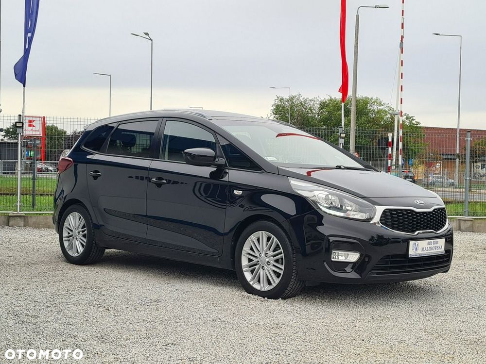 Kia Carens 1.7 CRDi L 7os - 9