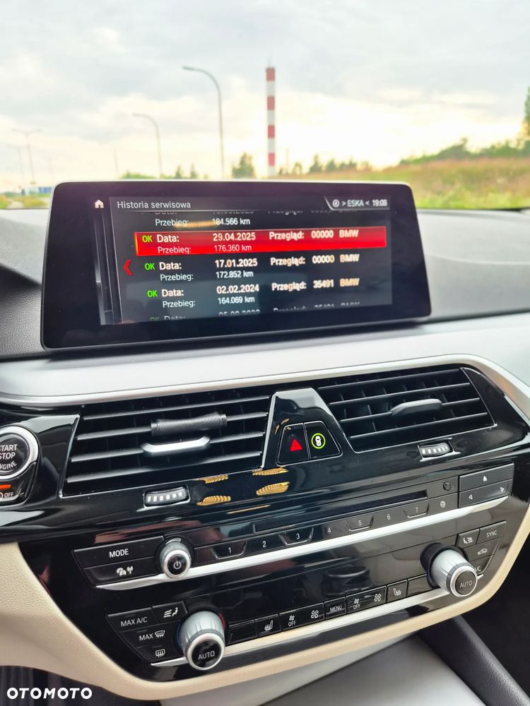 BMW Seria 5 520d MHEV Luxury Line sport - 26