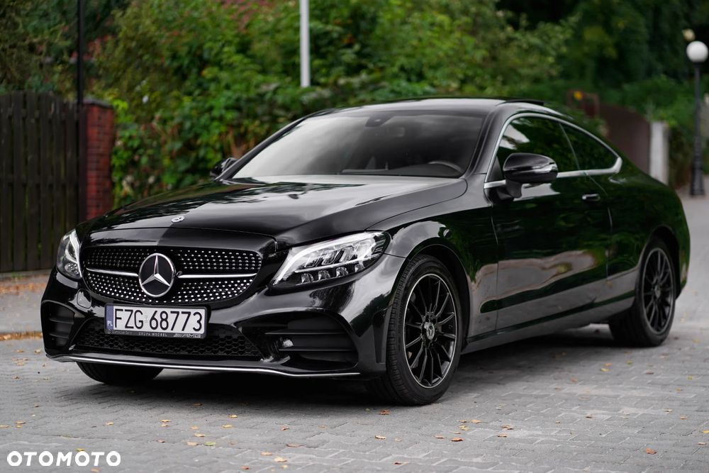 Mercedes-Benz Klasa C 300 Coupe 9G-TRONIC - 9