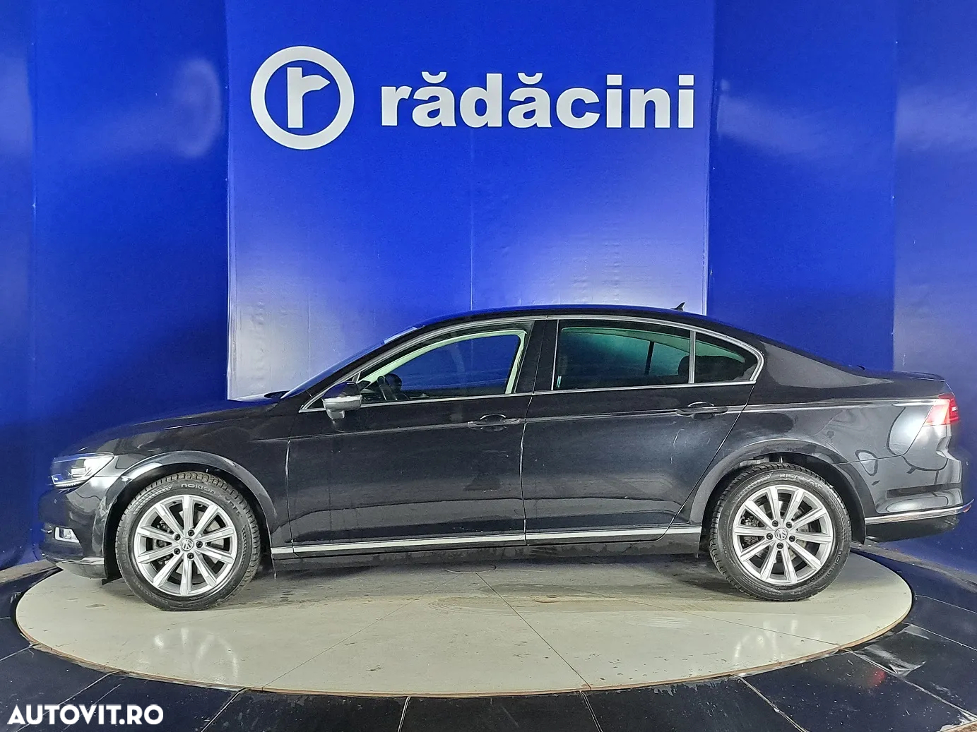Volkswagen Passat - 2