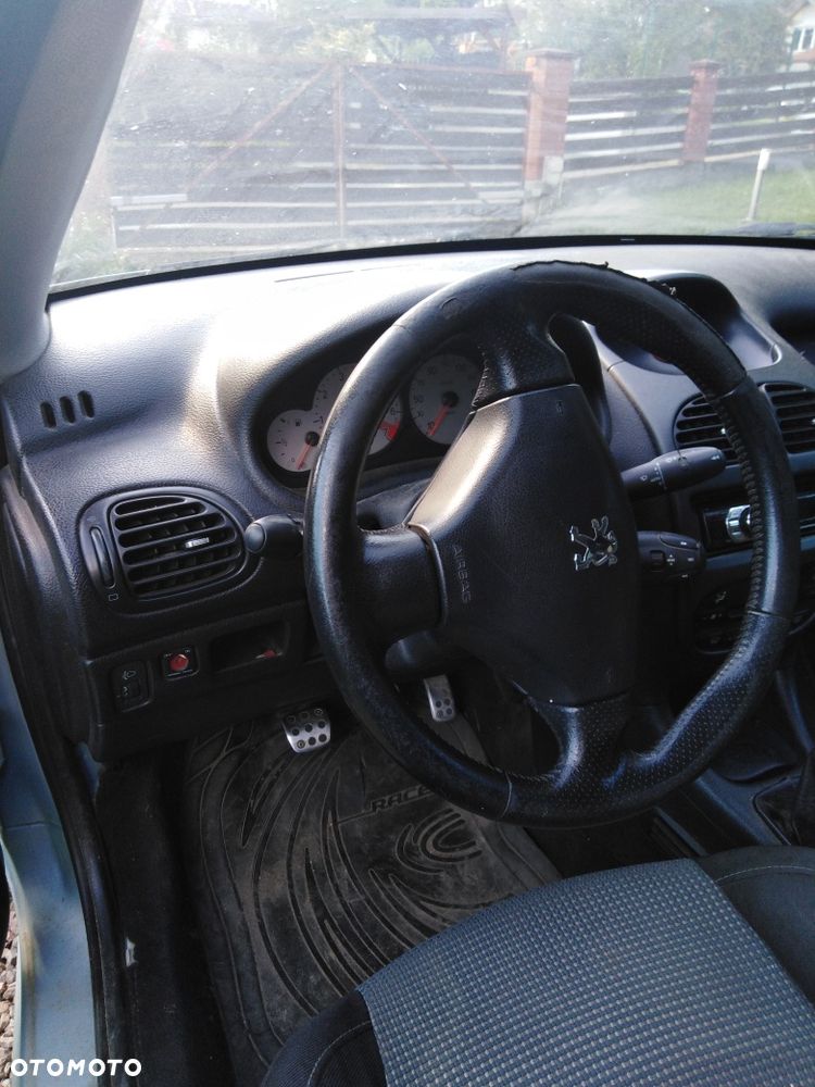 Peugeot 206 CC - 6