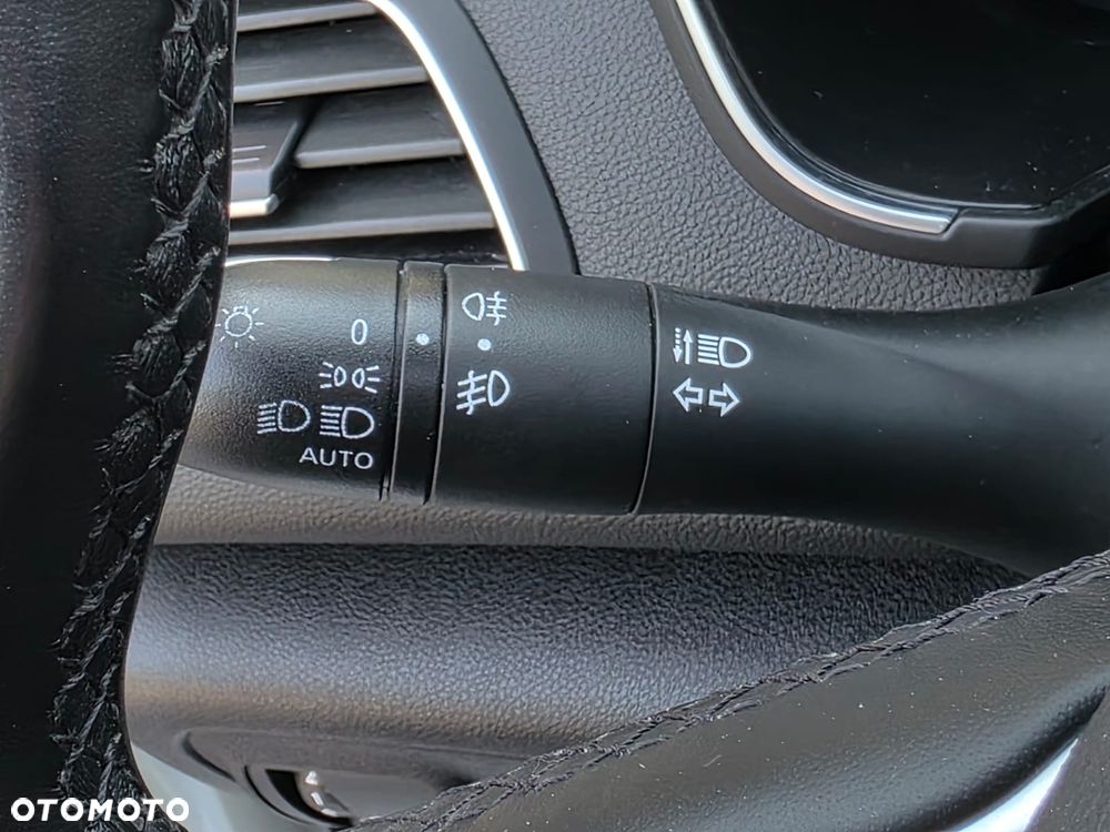Renault Megane ENERGY dCi 130 BOSE EDITION - 24