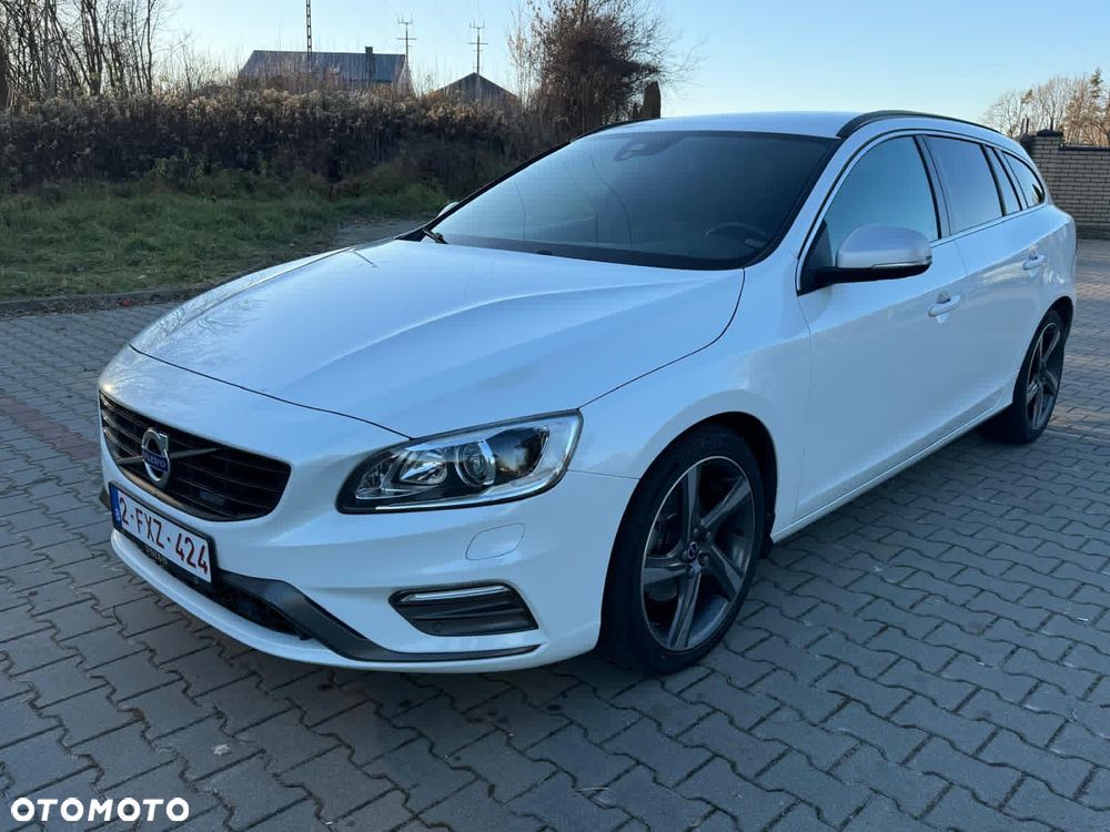 Volvo V60 D4 Drive-E R-Design Summum - 6