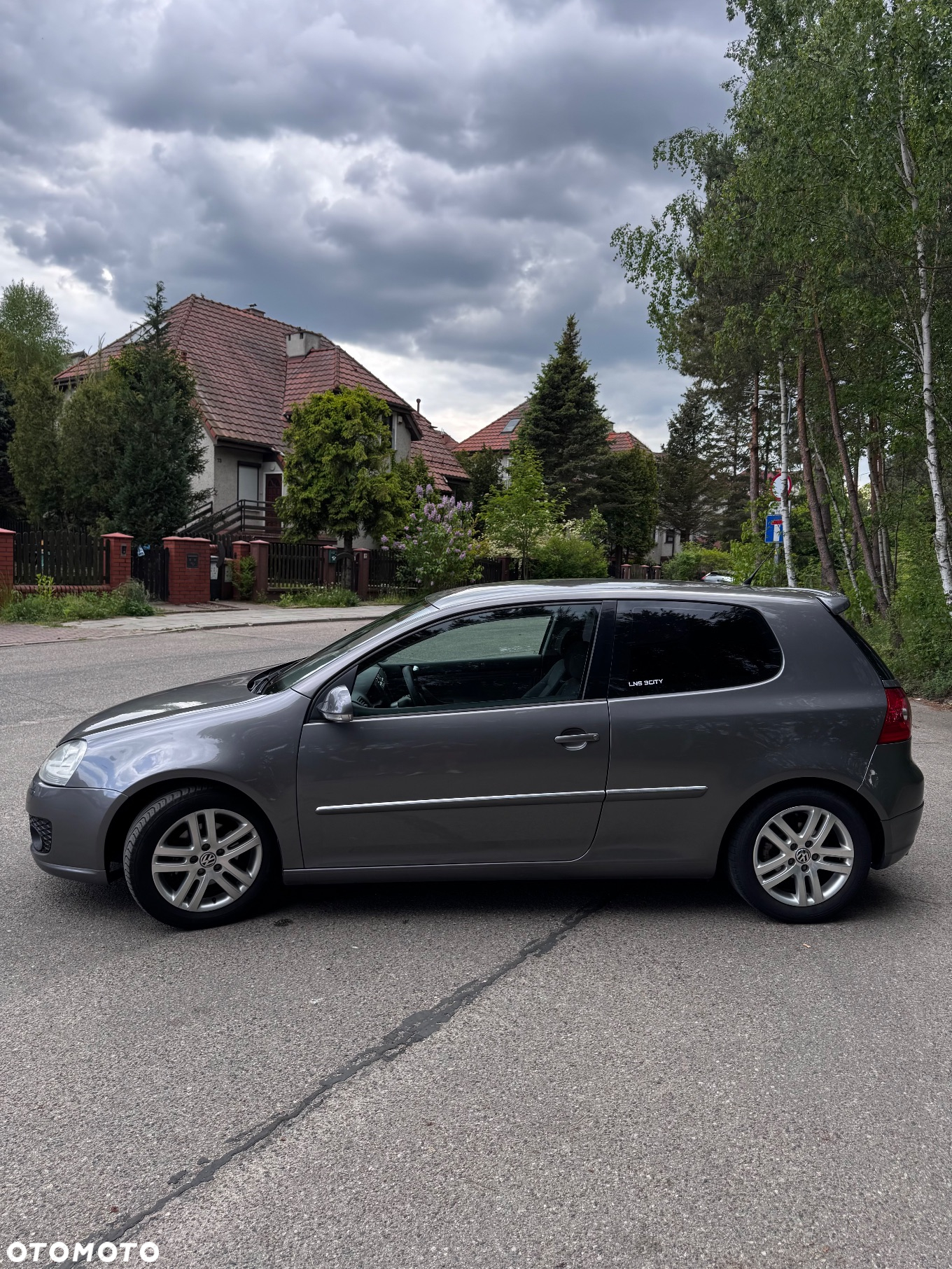Volkswagen Golf - 8