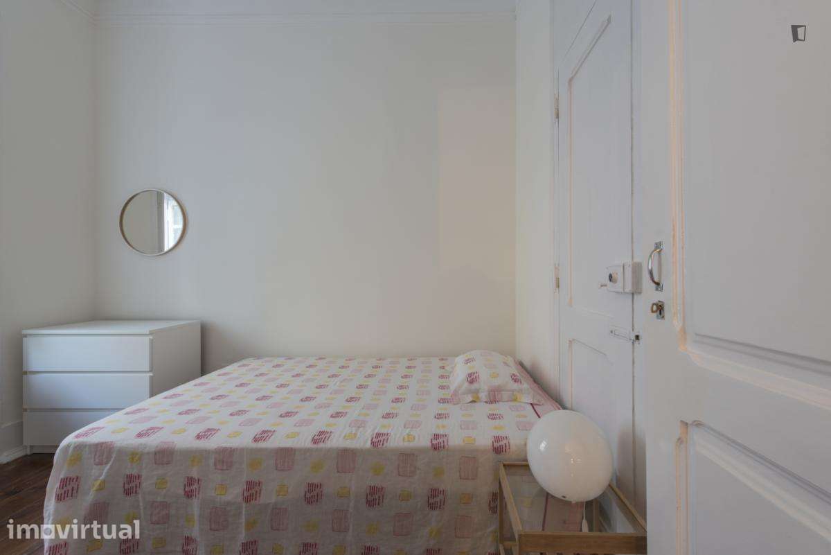 Quarto - localizado em Arroios Lisbon - Grande imagem: 4/23